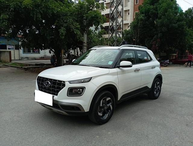 https://images10.gaadi.com/usedcar_image/4538539/original/processed_ef340869bcba55750924d57e08a87b8b.jpg?imwidth=6400
