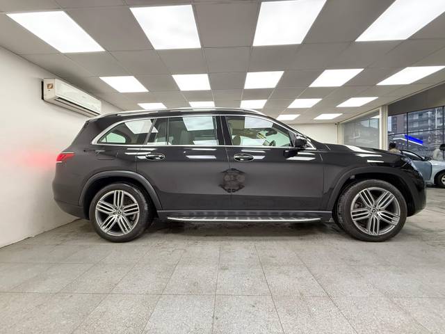 https://images10.gaadi.com/usedcar_image/4538574/original/47deaf2194ae4740365ff34468875a8f.jpg?imwidth=6401