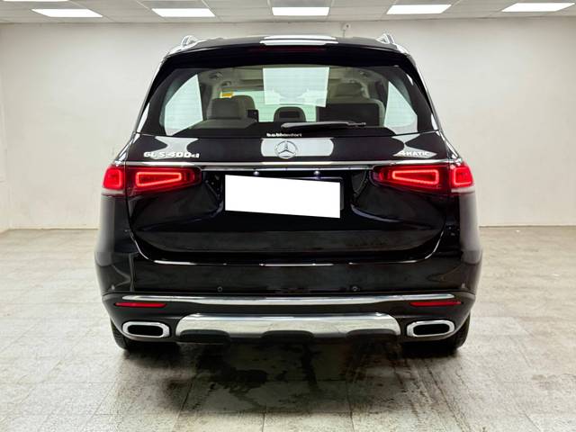 https://images10.gaadi.com/usedcar_image/4538574/original/processed_b1bdd2bbb0cbddebedbc7c15517f651e.jpg?imwidth=6402