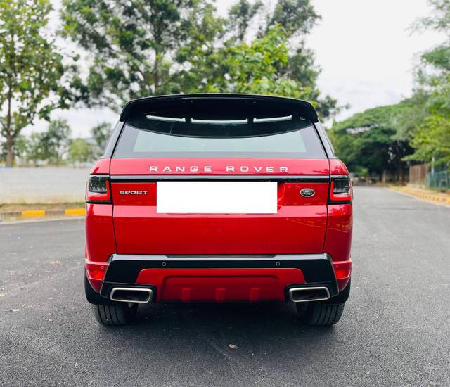 https://images10.gaadi.com/usedcar_image/4538598/original/processed_d2f3c6aa4c170d858cf3b7e5e3ad7967.jpg?imwidth=6402