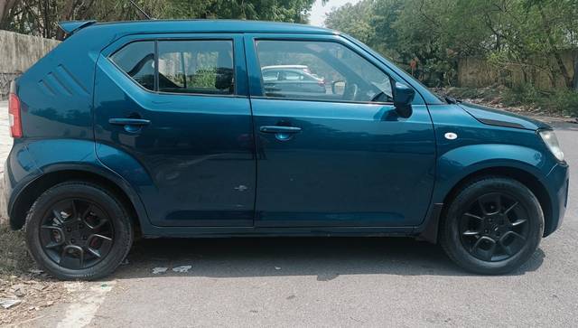 https://images10.gaadi.com/usedcar_image/4538606/original/6e7cf08077de2a96d46b0352f334c534.jpg?imwidth=6401