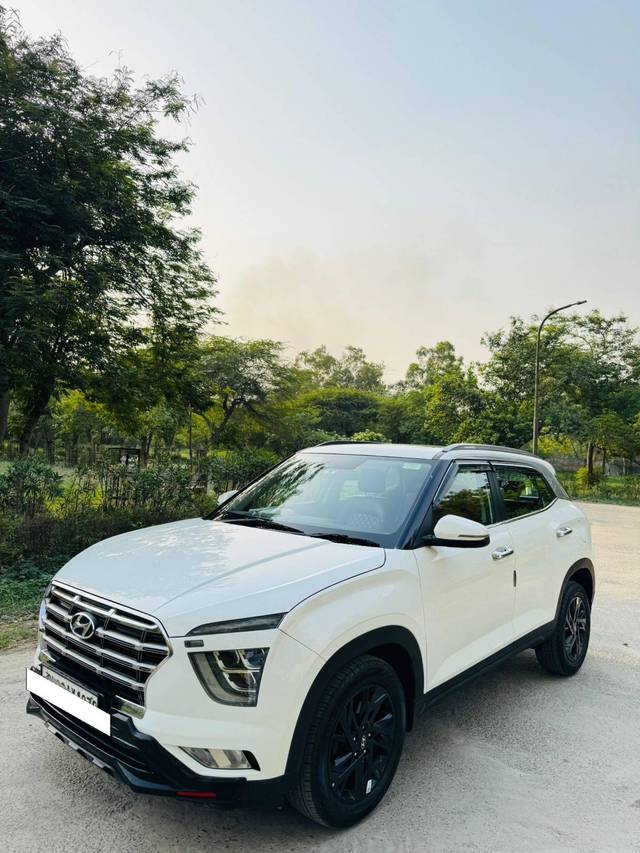 https://images10.gaadi.com/usedcar_image/4538607/original/processed_3393d92a0fe310c7c1d98a6ab743d314.jpg?imwidth=6400