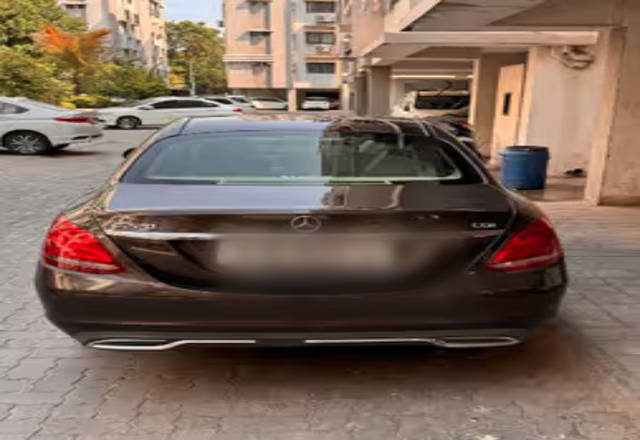 https://images10.gaadi.com/usedcar_image/4538612/original/161e7853-37ef-4a41-bbf0-ef80fff9fd27.?imwidth=6401