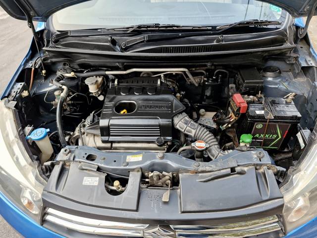https://images10.gaadi.com/usedcar_image/4538652/original/a494babf10531a73f7d981eeb71dc9fd.jpg?imwidth=6401