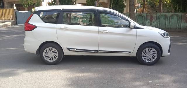 https://images10.gaadi.com/usedcar_image/4538653/original/dd4be578058ef7be4effa065572a754a.jpg?imwidth=6401