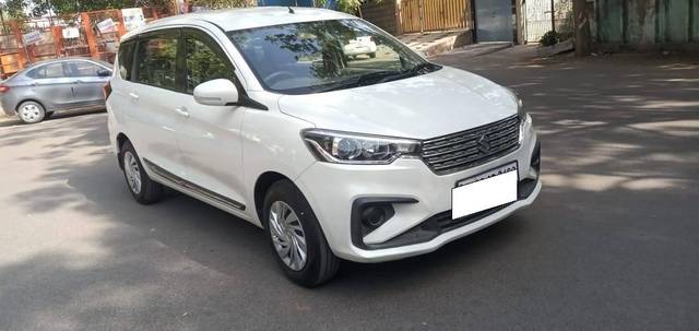 https://images10.gaadi.com/usedcar_image/4538653/original/processed_688ad15317d1b22b540db7ad4faede5a.jpg?imwidth=6400
