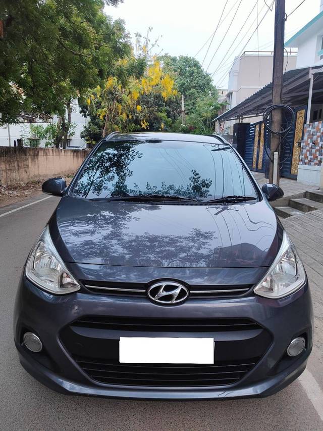 https://images10.gaadi.com/usedcar_image/4538656/original/processed_7345bea692fd779becaf4c6a771d3ef6.jpg?imwidth=6402