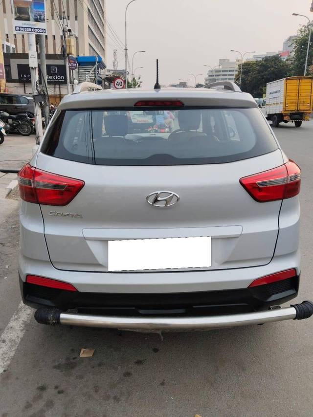 https://images10.gaadi.com/usedcar_image/4538664/original/processed_17f9d48088017cb907ee25ba6e9be94b.jpg?imwidth=6401