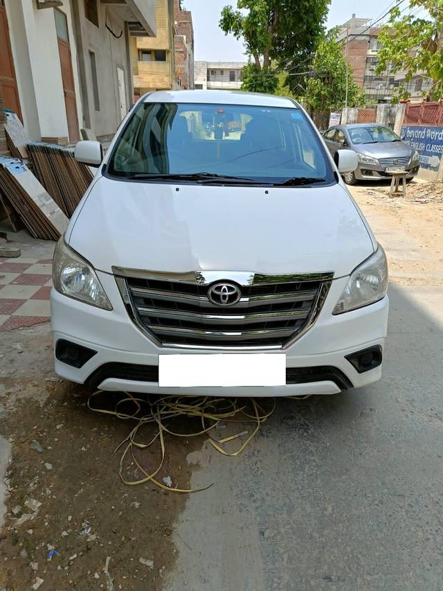 https://images10.gaadi.com/usedcar_image/4538682/original/processed_85e21a1d71f3885f7bed0ada91a2c55f.jpg?imwidth=6402