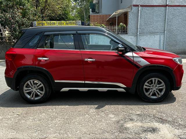 https://images10.gaadi.com/usedcar_image/4538698/original/processed_eff76620ba9d37eb47d5d9aba9c61567.jpg?imwidth=6401