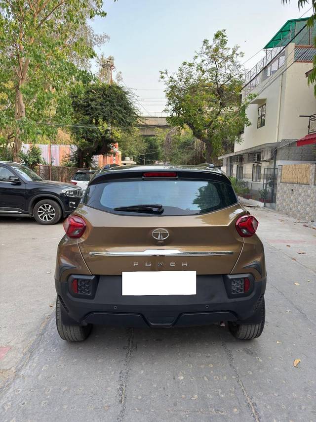 https://images10.gaadi.com/usedcar_image/4538705/original/processed_0e7b8991b7c182a92e5a0a8542d3b7c9.jpg?imwidth=6402