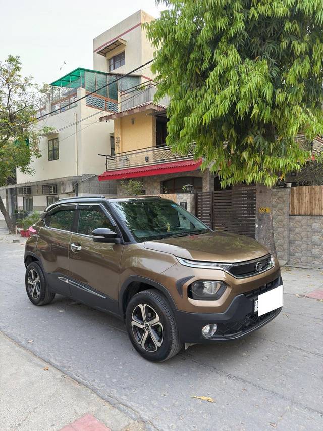 https://images10.gaadi.com/usedcar_image/4538705/original/processed_fdcfd37d7e3acfa71bcca05839f71899.jpg?imwidth=6400