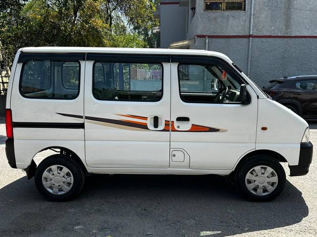 https://images10.gaadi.com/usedcar_image/4538720/original/fc73c12b10655e20c37f1540981400ad.jpg?imwidth=6401