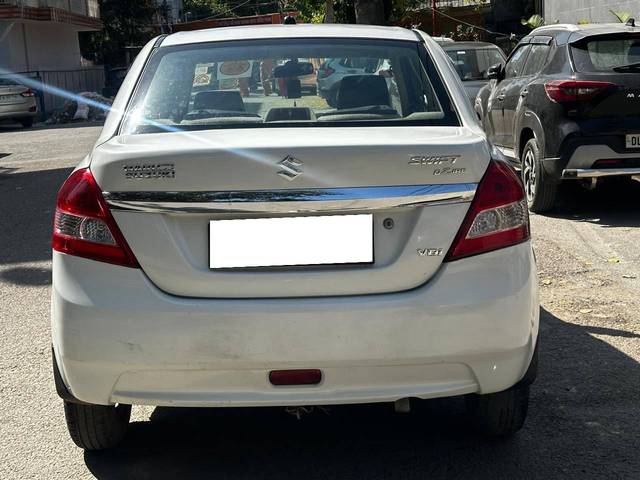 https://images10.gaadi.com/usedcar_image/4538725/original/processed_36b95e3bb02698f5e586b957b47e5dd7.jpg?imwidth=6402