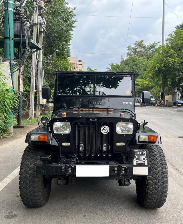 https://images10.gaadi.com/usedcar_image/4538734/original/processed_7c4392c56afc49d04d8e8685e4ef72f6.jpg?imwidth=6402