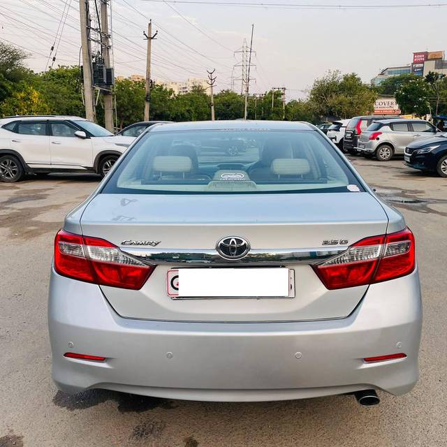 https://images10.gaadi.com/usedcar_image/4538741/original/processed_c266ee0523f3225b3aa365555a58877b.jpg?imwidth=6401