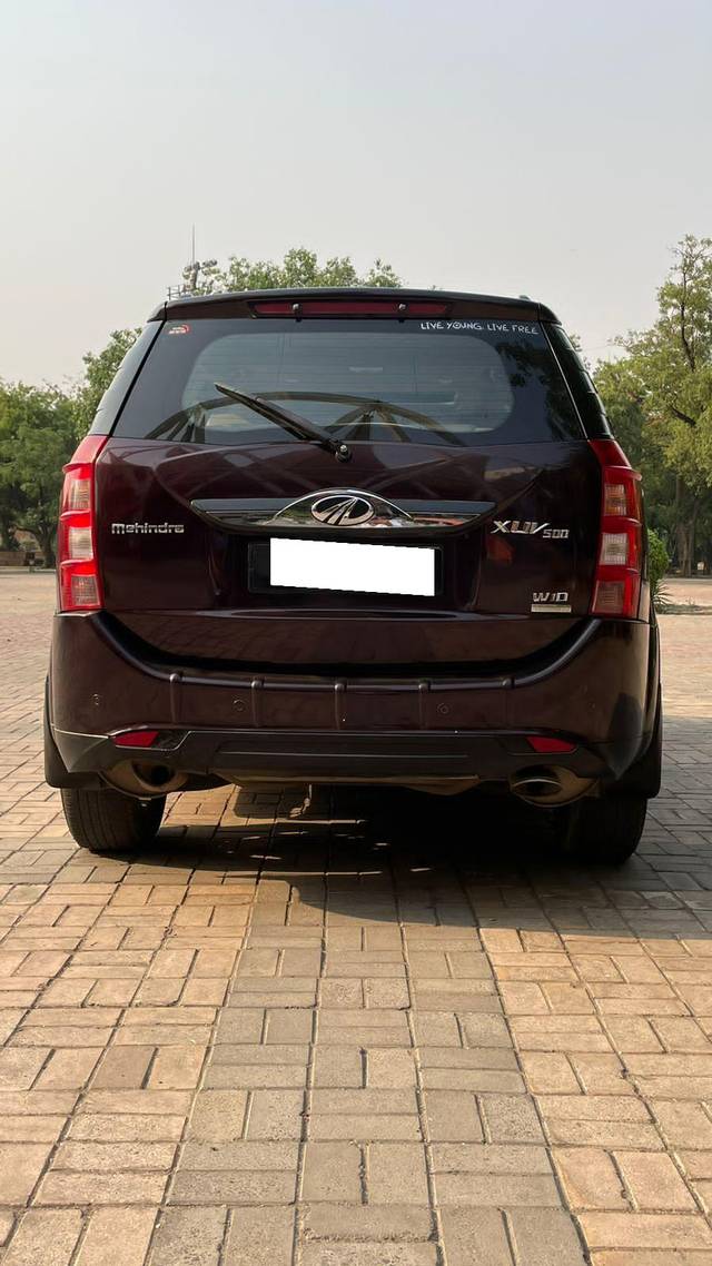 https://images10.gaadi.com/usedcar_image/4538749/original/processed_c56d4839ca0b7956f7b9272e205d28e6.jpg?imwidth=6401