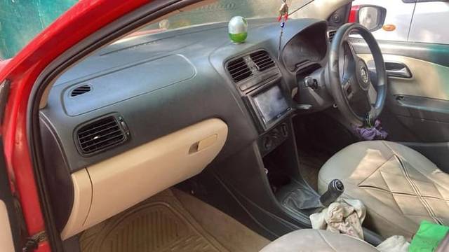 https://images10.gaadi.com/usedcar_image/4538755/original/0092bc2bbae42eeb95cf946ebd5c848d.jpg?imwidth=6402