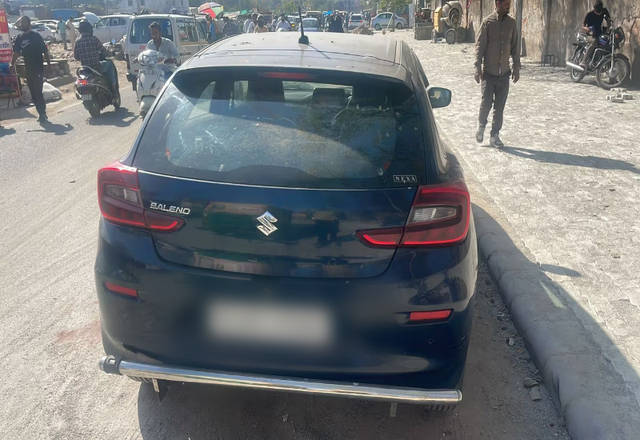 https://images10.gaadi.com/usedcar_image/4538760/original/7772403a-b0a7-4579-a563-7e6a33b20595.?imwidth=6402