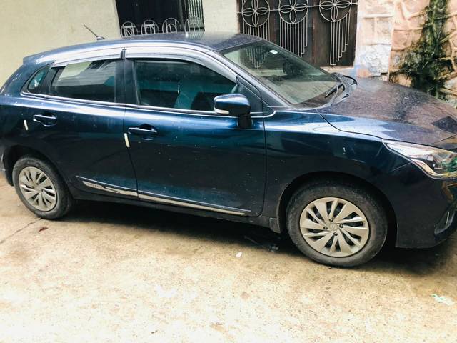 https://images10.gaadi.com/usedcar_image/4538760/original/8207363c-aec4-4d9d-b42a-57af0757eeed.jpg?imwidth=6401