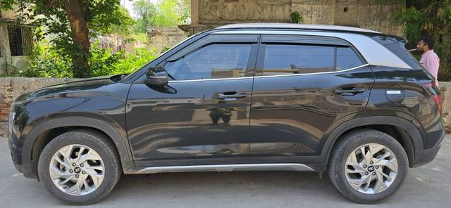 https://images10.gaadi.com/usedcar_image/4538766/original/processed_6e5cfa4a-a667-48f4-afb0-2cecbcb1497f.jpg?imwidth=6402
