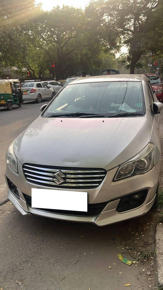 https://images10.gaadi.com/usedcar_image/4538805/original/processed_cba5aaf0-c56b-46de-ae6f-8a255895797d.jpg?imwidth=6400