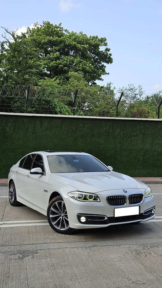 https://images10.gaadi.com/usedcar_image/4538807/original/processed_e04f9598721da35595ff6dc99e07bee8.jpeg?imwidth=6400