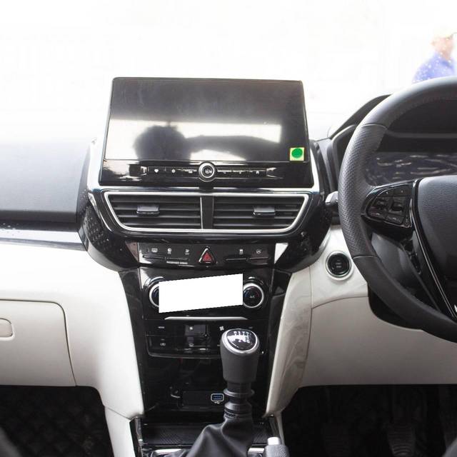 https://images10.gaadi.com/usedcar_image/4538813/original/processed_314d6e2e47a2cf3ac196e94f937d4742.jpg?imwidth=6400