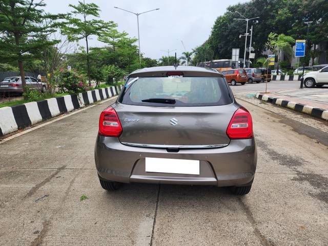 https://images10.gaadi.com/usedcar_image/4538838/original/processed_91e8e5508348f1bef716441deb51e48c.jpeg?imwidth=6401