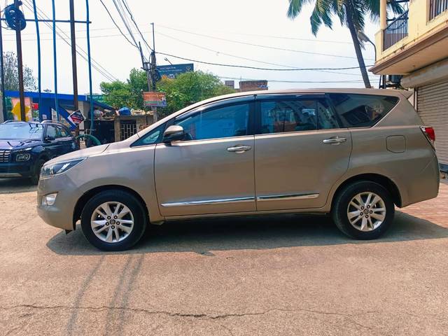 https://images10.gaadi.com/usedcar_image/4538839/original/processed_93241f5698ce55c4203f3dbbe2f16aa3.jpeg?imwidth=6400