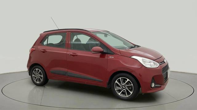 https://images10.gaadi.com/usedcar_image/4538841/original/a28cb3810922ab6235d8dc60b47c684a.jpg?imwidth=6400