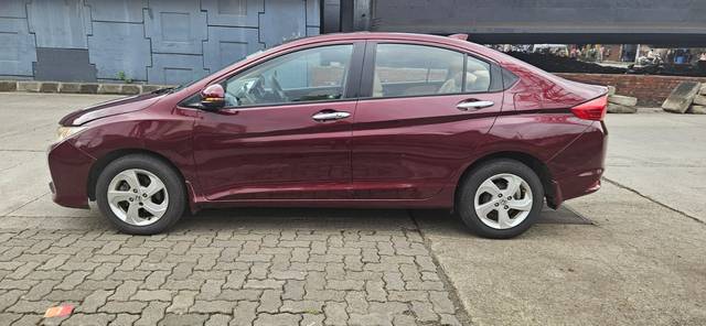 https://images10.gaadi.com/usedcar_image/4538861/original/886c278e536e746a76810b23beb09559.jpeg?imwidth=6402