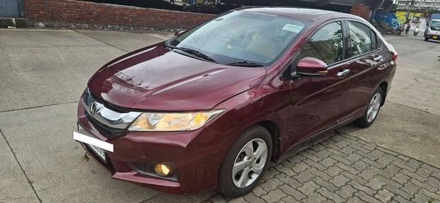 https://images10.gaadi.com/usedcar_image/4538861/original/processed_9adb14147527def463315477ea4f06fe.jpeg?imwidth=6400