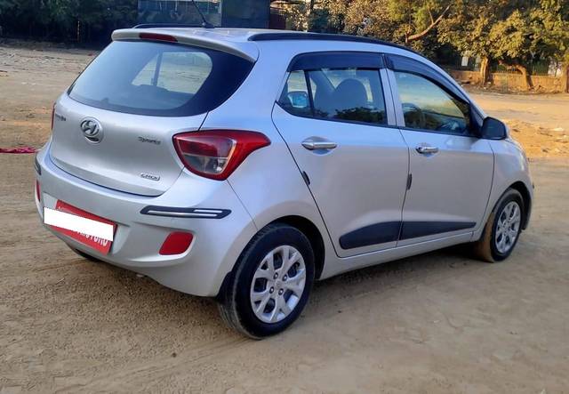 https://images10.gaadi.com/usedcar_image/4538871/original/processed_b6e5d0bcfc4c004074dce9d5f6ea9151.jpg?imwidth=6402