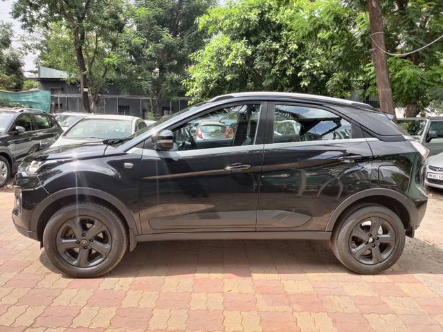 https://images10.gaadi.com/usedcar_image/4538872/original/processed_4f0c295fe7e400917b887caf81363e17.jpg?imwidth=6401