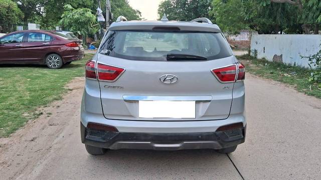 https://images10.gaadi.com/usedcar_image/4538880/original/processed_4ca0c8996c6080f400145830edf93b96.jpg?imwidth=6402
