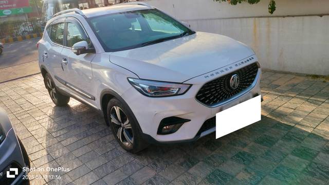https://images10.gaadi.com/usedcar_image/4538882/original/processed_a6ccb7ef5c1348a3a162090a6b8db368.jpg?imwidth=6400
