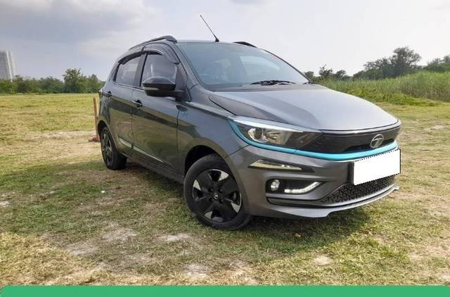 https://images10.gaadi.com/usedcar_image/4538885/original/processed_c6c0658ccb2804132d1111b6bcd5bc2a.jpeg?imwidth=6400
