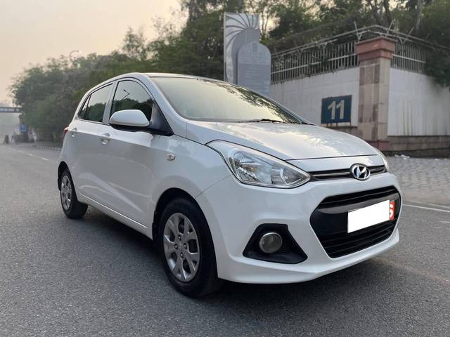 https://images10.gaadi.com/usedcar_image/4538939/original/processed_81a6ae210f85f26506f57df28b692074.jpg?imwidth=6400