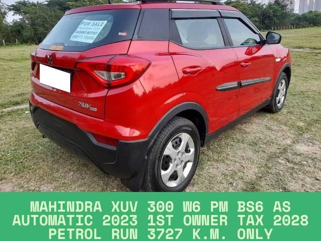 https://images10.gaadi.com/usedcar_image/4538974/original/processed_f9fc46f03140ebe9cc49e09c9895d30d.jpeg?imwidth=6402