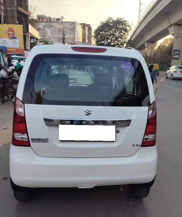https://images10.gaadi.com/usedcar_image/4538976/original/processed_6751f18fd55caf9d09efef61fc81c2c0.jpg?imwidth=6400