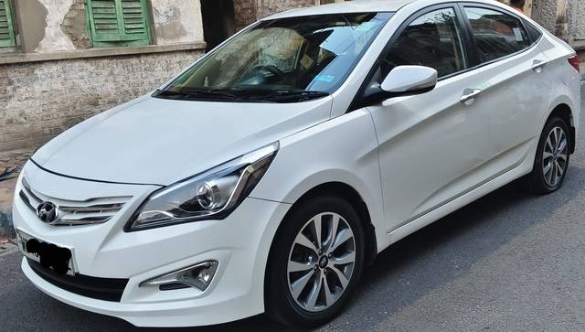 https://images10.gaadi.com/usedcar_image/4538980/original/e35d3974f4a8cf7311a20ecefe54db8a.jpg?imwidth=6400