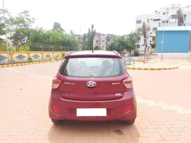 https://images10.gaadi.com/usedcar_image/4538986/original/processed_48d9d0681f85b3deae8b5c0e330808f0.jpg?imwidth=6402