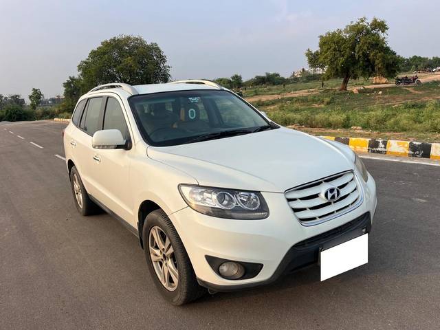 https://images10.gaadi.com/usedcar_image/4538993/original/processed_68b02b0b8fd0a30605b43ec36cca3dd0.jpg?imwidth=6400