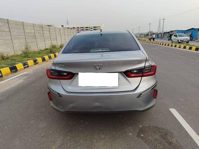 https://images10.gaadi.com/usedcar_image/4538997/original/processed_600e29d5925e8335c1cfa78dc14567f7.jpg?imwidth=6402