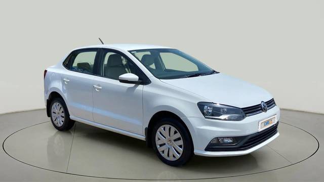 https://images10.gaadi.com/usedcar_image/4539009/original/d13768d9490c75044426d51436850d09.jpg?imwidth=6400