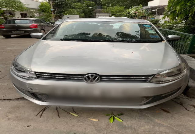 https://images10.gaadi.com/usedcar_image/4539010/original/72ccb429-22eb-425d-9004-501644fb77f9.?imwidth=6402