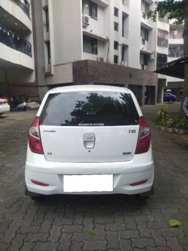 https://images10.gaadi.com/usedcar_image/4539079/original/processed_58d7f7b0-c79c-410a-8c6f-c5528da9ac38.jpeg?imwidth=6401