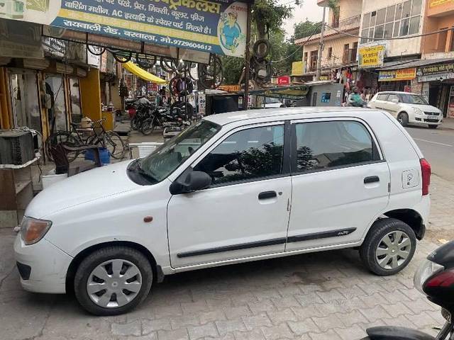 https://images10.gaadi.com/usedcar_image/4539083/original/processed_b6b5528c-5240-4225-991b-90c2cd6ba1d6.jpeg?imwidth=6402
