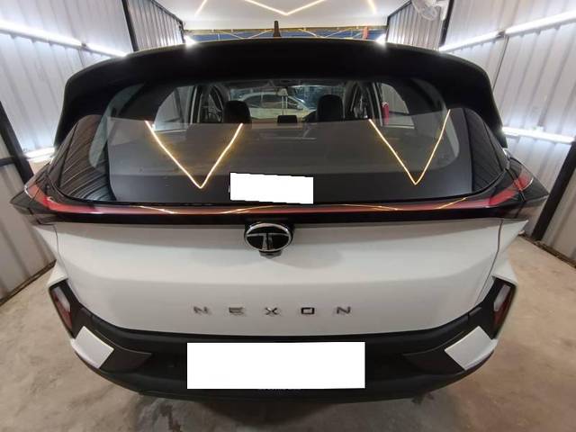 https://images10.gaadi.com/usedcar_image/4539092/original/processed_cf348ec7-5a04-444f-bc39-d03ca3ab3003.jpg?imwidth=6402